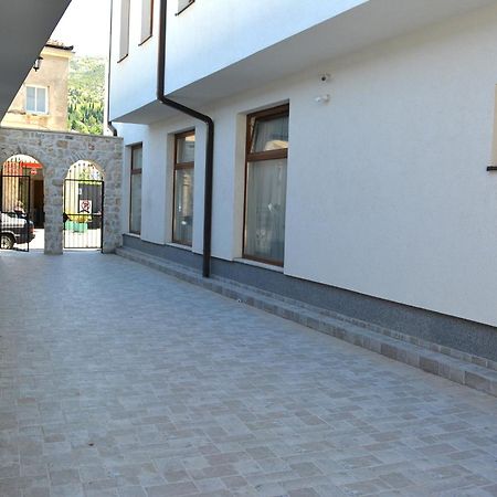 Studio Apartment Morning Star Мостар Екстериор снимка