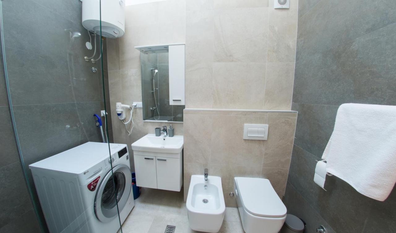 Studio Apartment Morning Star Мостар Екстериор снимка