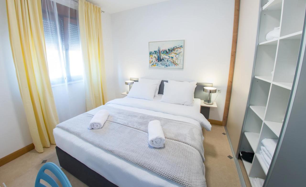 Studio Apartment Morning Star Мостар Екстериор снимка